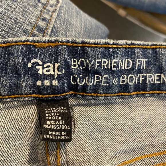 GAP Boyfriend Fit Jeans Women’s Size 14 - Picture 3 of 3